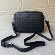 BV Crossbody Bag 25cm Black Cowhide 545134
