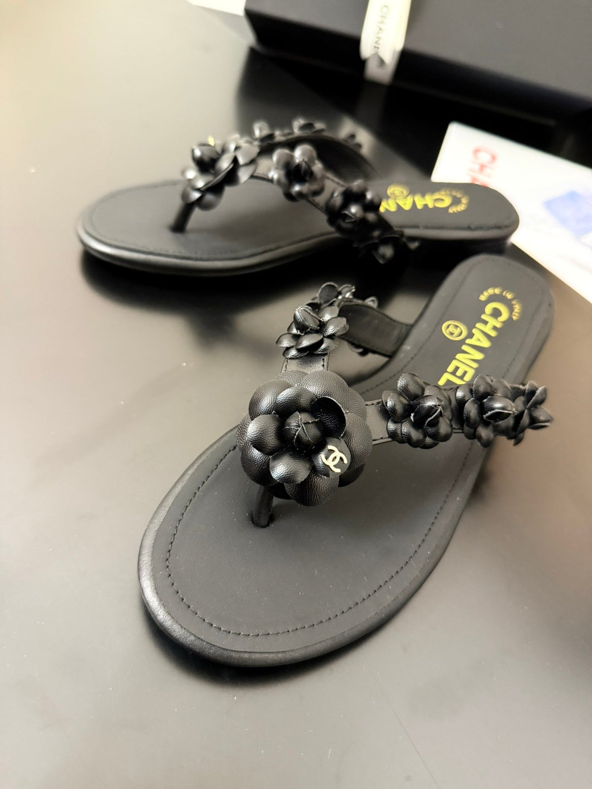 CC 25 Flower Thong Slippers Black Cowhide 233414