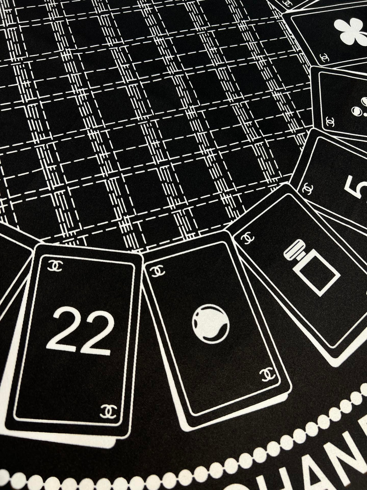 CC Square Scarf 90 CM In Black Mix White Silk 288728
