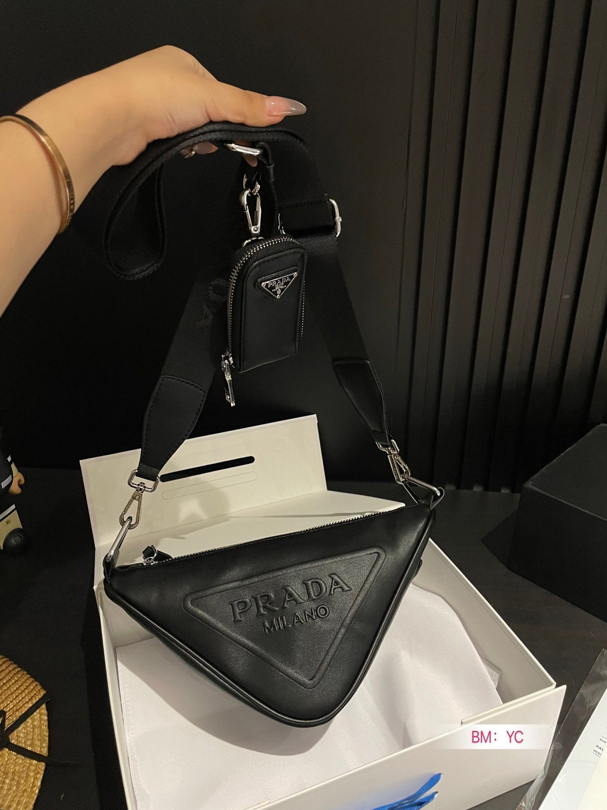 PRA TRIANGLE 26 SHOULDER BAG IN BLACK CALFSKIN