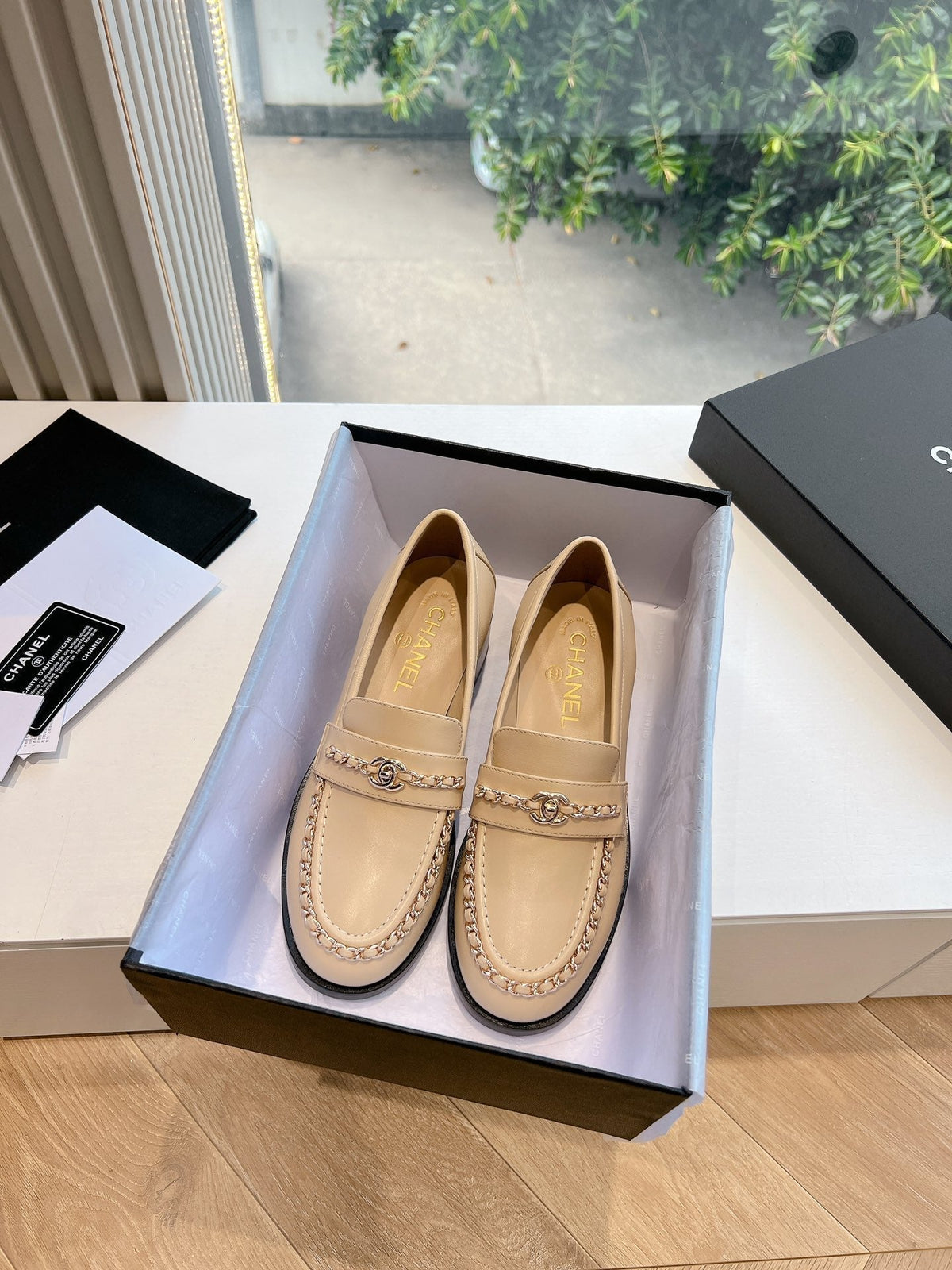 CC Moccasins Beige Chain Lambskin