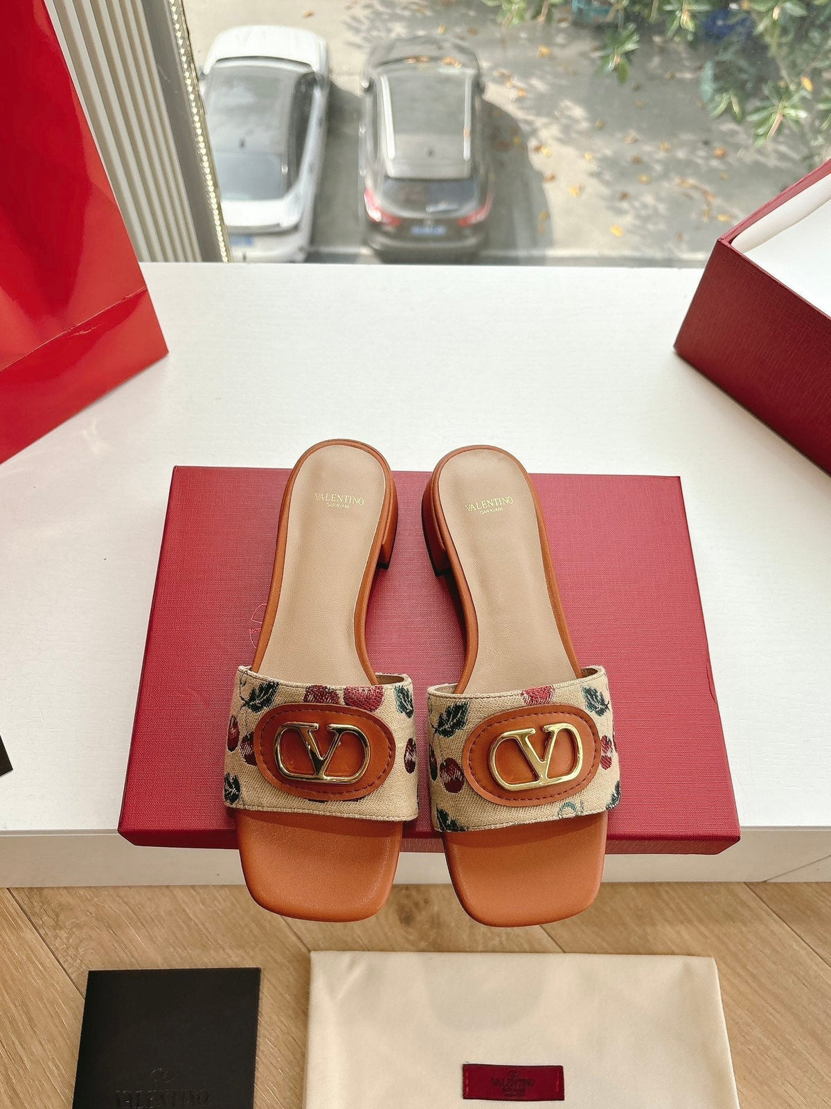 VT 2025 Cherryfic Leather Trimmed Slides Orange Sheepskin 286494