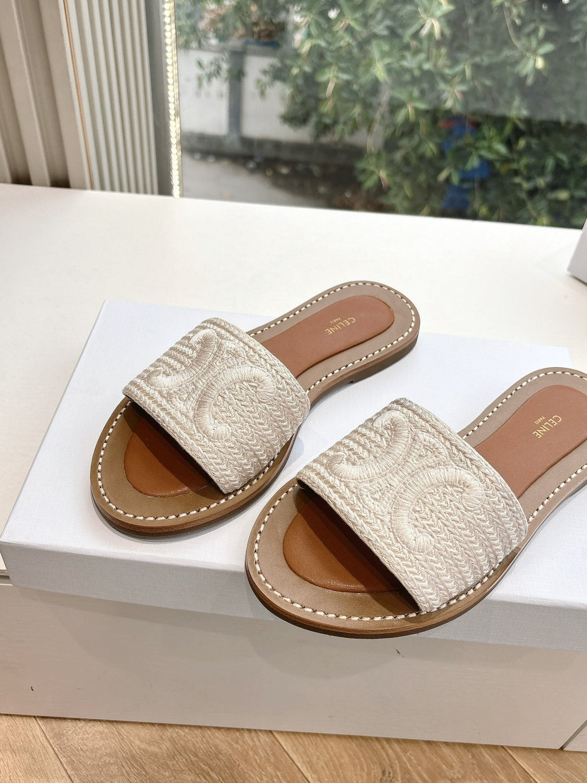CELINE Slippers Beige Sedge 285987
