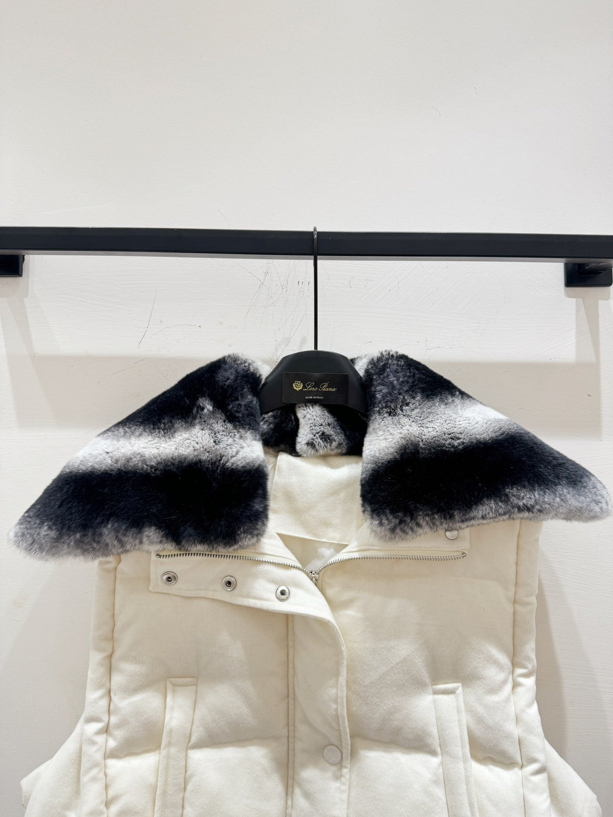 LP 25 Vest White Black  Fur Cashmere Wool 310254