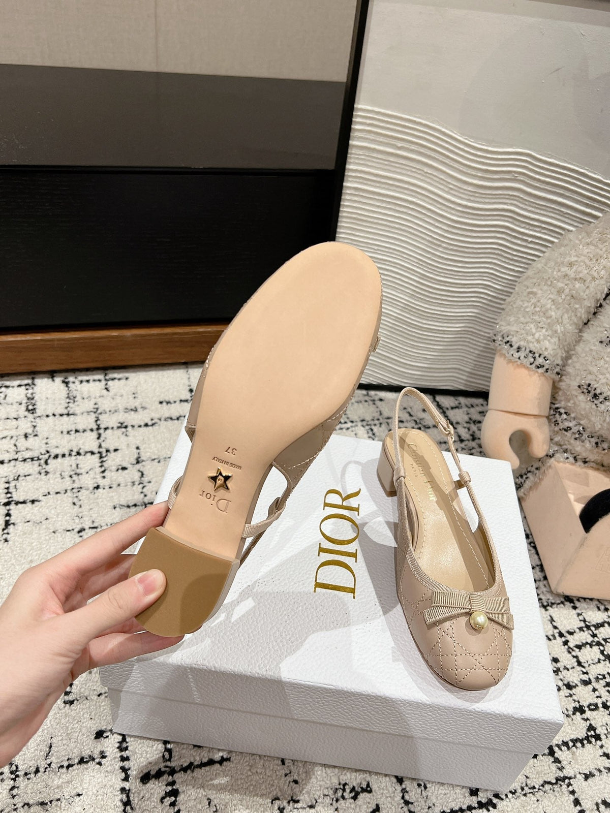 CD Ballet Slingback Pump 30mm In Nude Quilted Calfskin 997045