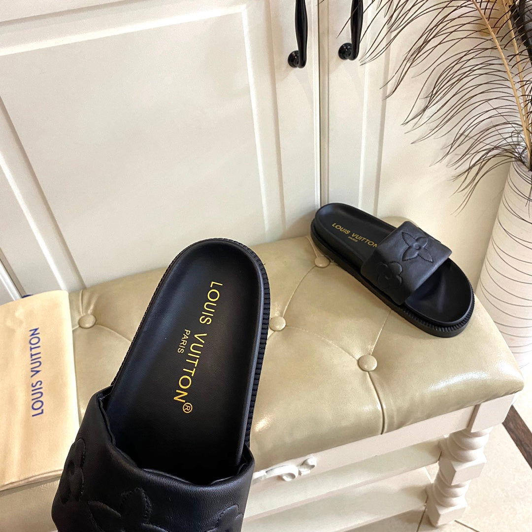 LV Shore Flat Comfort Mule Black Lambskin