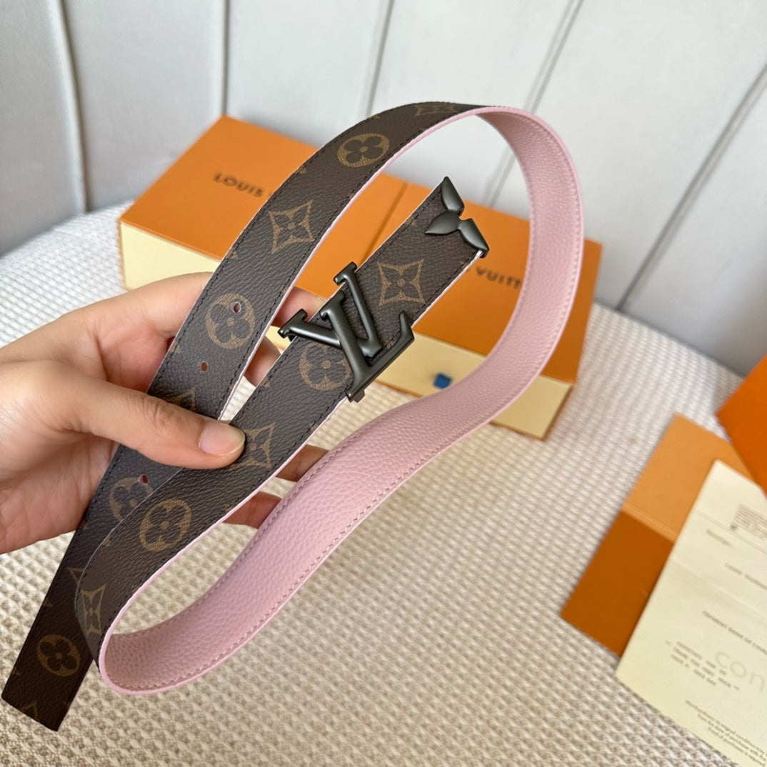 PRETTY LV 30MM REVERSIBLE BELT IN LIGHT PINK CALFSKIN BLACK HARDWARE