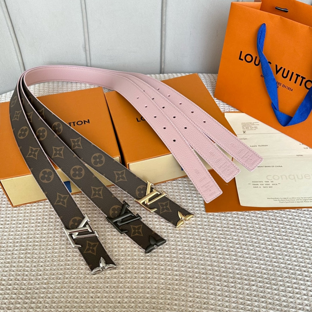 PRETTY LV 30MM REVERSIBLE BELT IN LIGHT PINK CALFSKIN SILVER HARDWARE