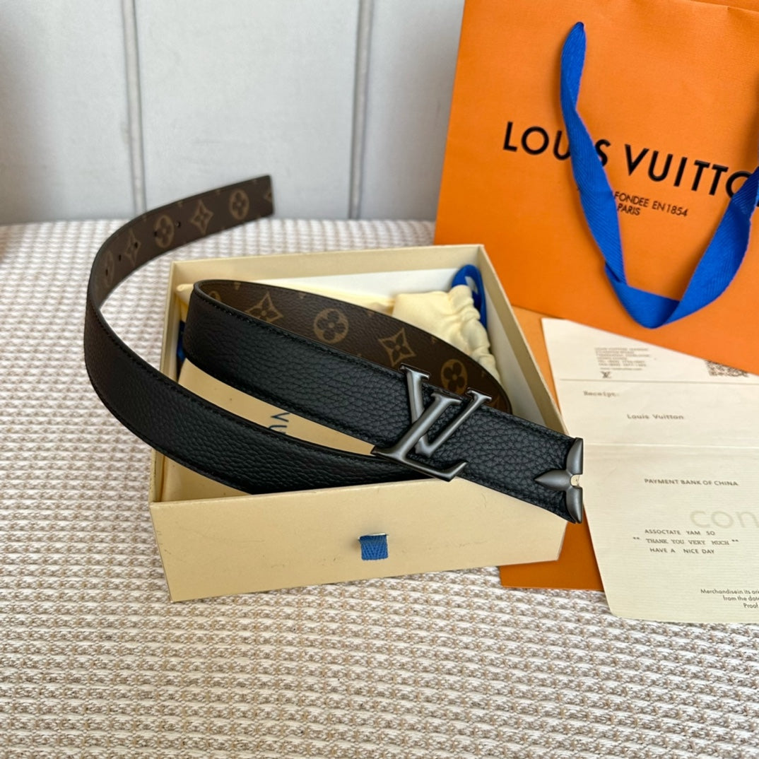 PRETTY LV 30MM REVERSIBLE BELT IN BLACK CALFSKIN BLACK HARDWARE