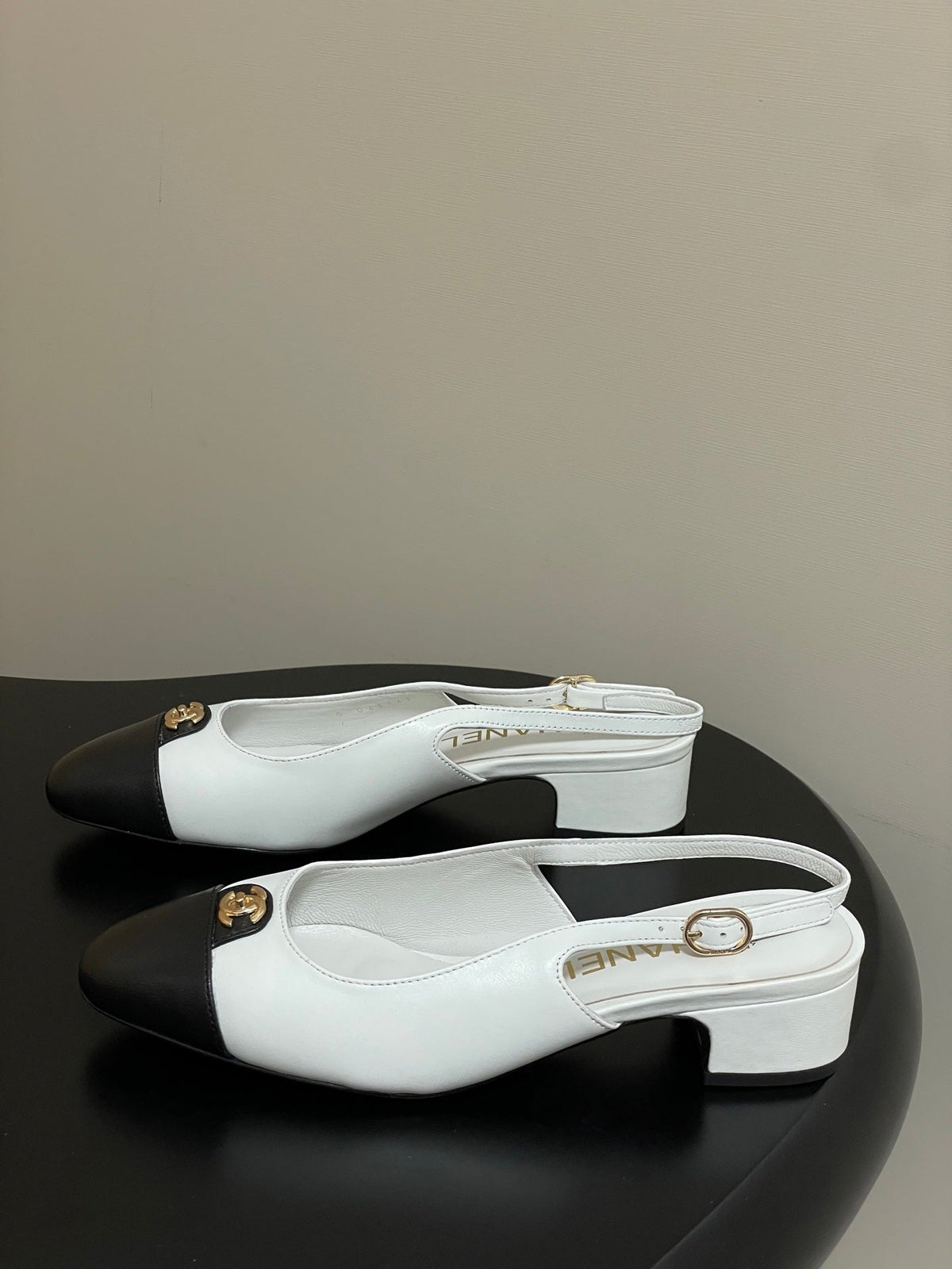 Chanel 25 Slingback 30mm White Black Lambskin 473214