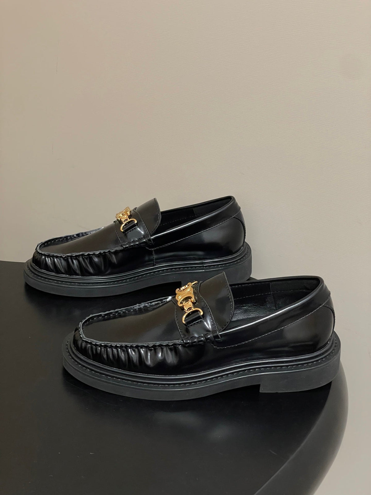Celine 2026 Université Triomphe Loafers Patent Leather 773502
