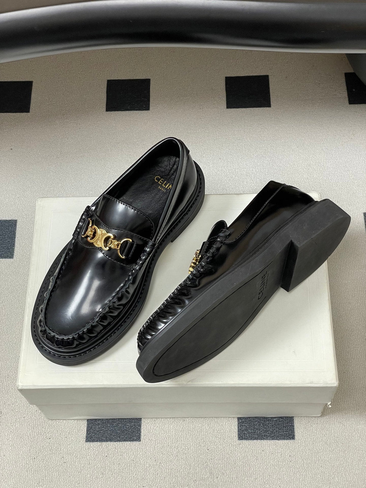Celine 2026 Université Triomphe Loafers Patent Leather 773502