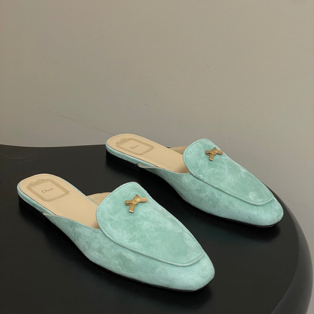 CD 26 Bow Mules Pastel Mint Green Suede Cowhide 632592