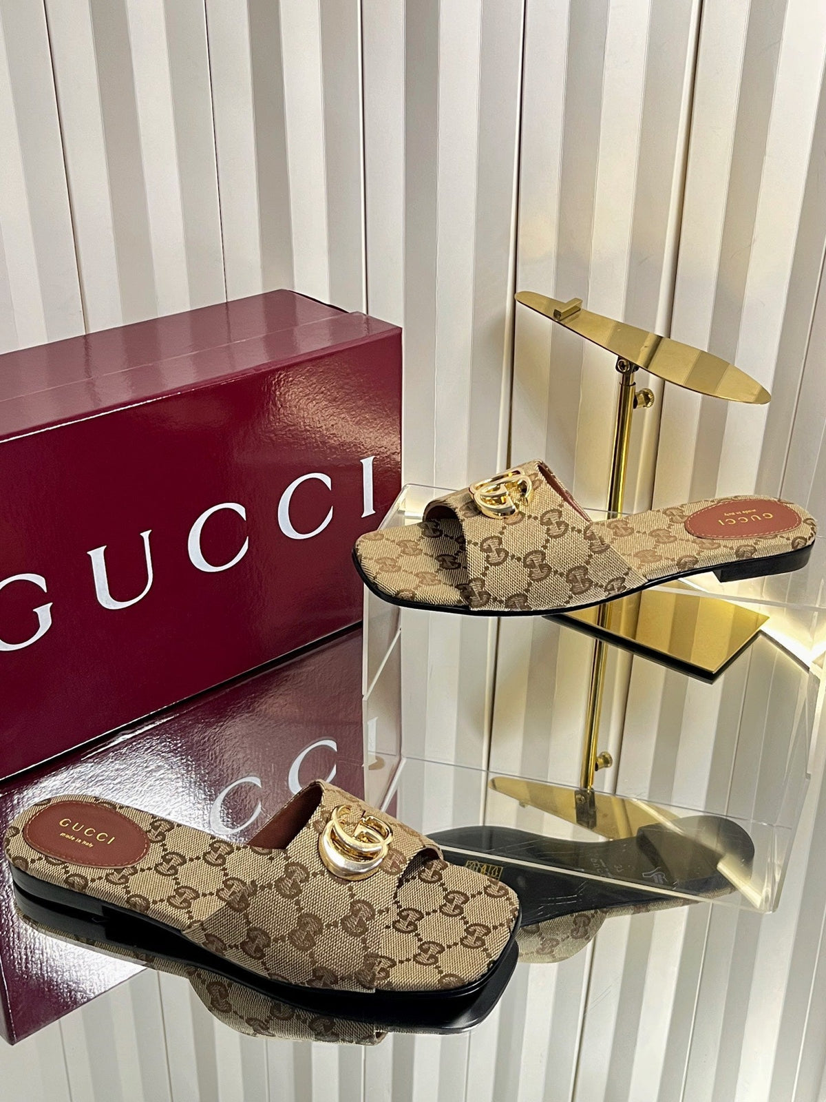 Gucci 2026 Slipper Double G Logo Canvas 768126