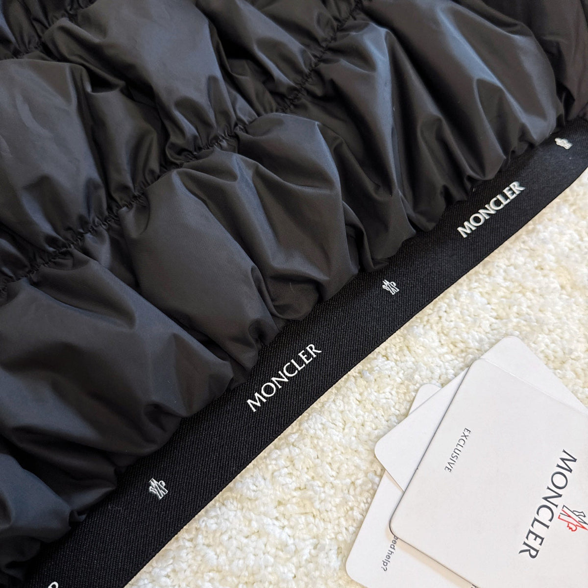 Moncler 2025 Apriate Vest Black Polyester Down