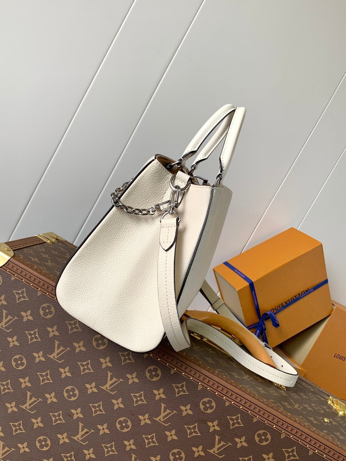 LV Marelle 30cm Tote Bag White mix Brown Epi grain leather 241070