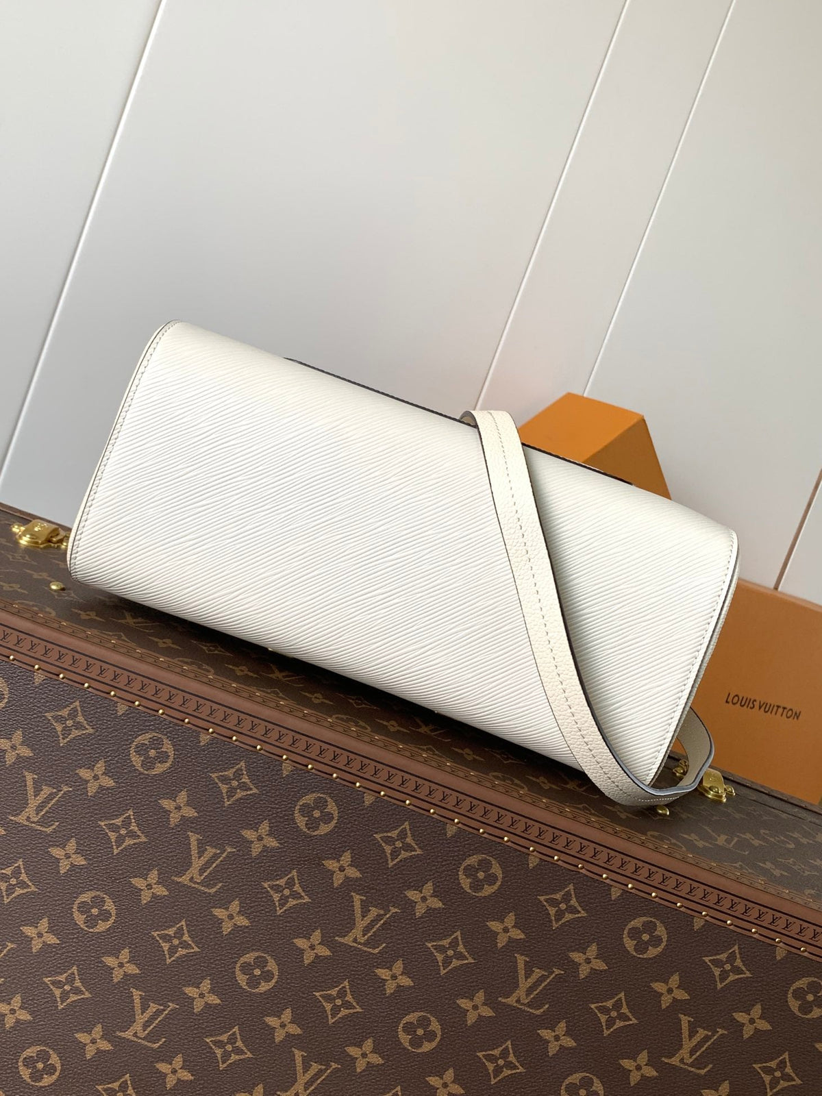 LV Marelle 30cm Tote Bag White mix Brown Epi grain leather 241070