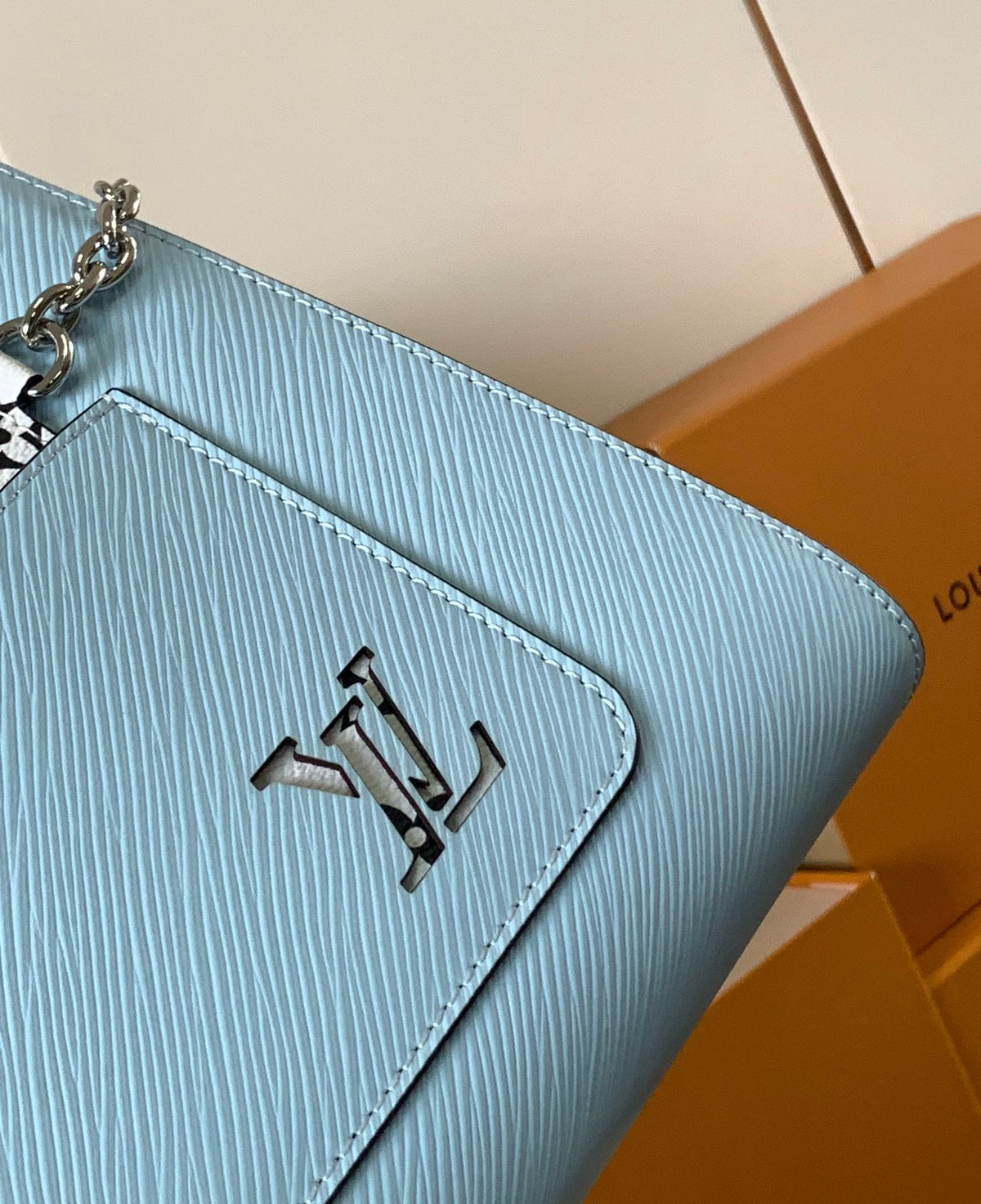 LV Marelle 30cm Tote Bag Blue Epi grain leather 241068