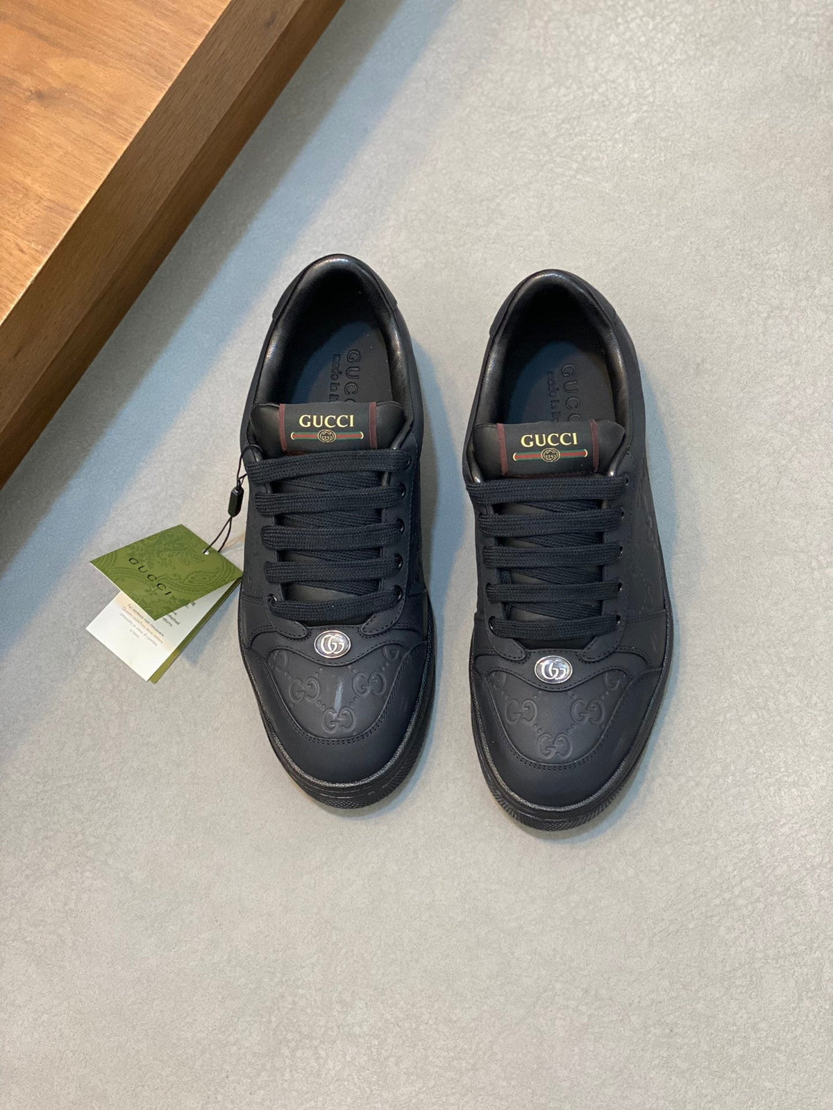 GG Men's Screener Sneaker Black Cowhide 534046