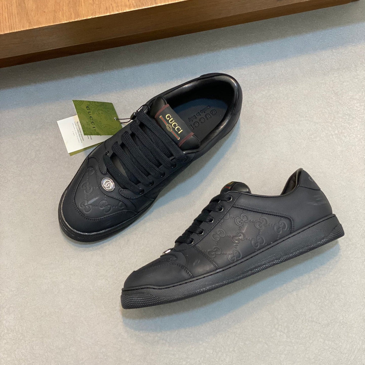 GG Men's Screener Sneaker Black Cowhide 534046