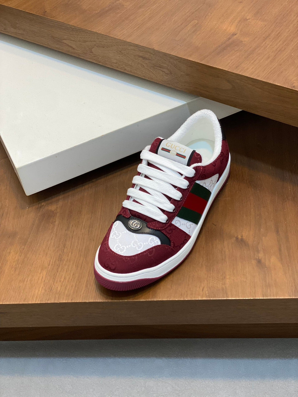 GG Men's Screener Sneaker Red White Canvas 534049
