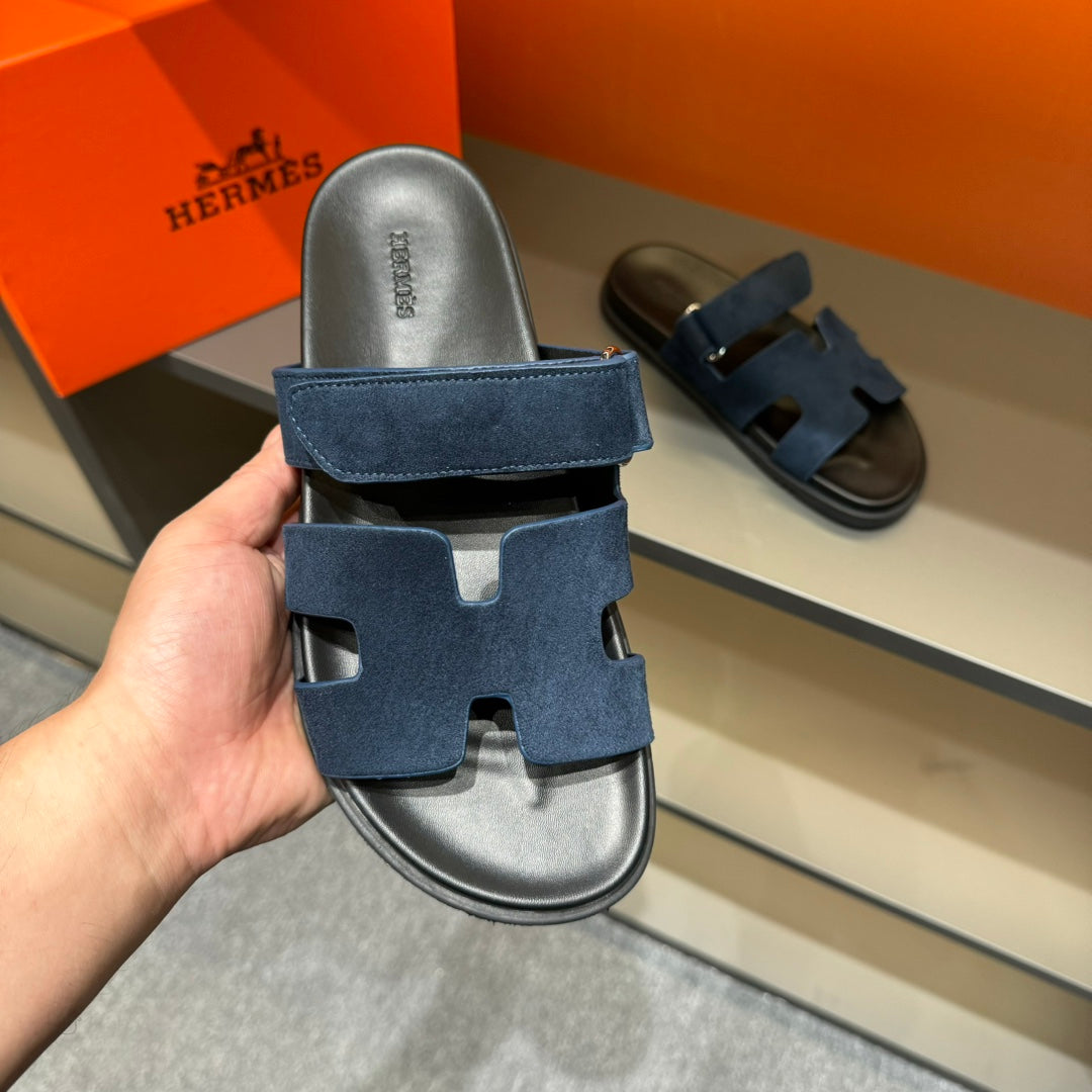 HM CHYPRE SANDAL NAVY SUEDE