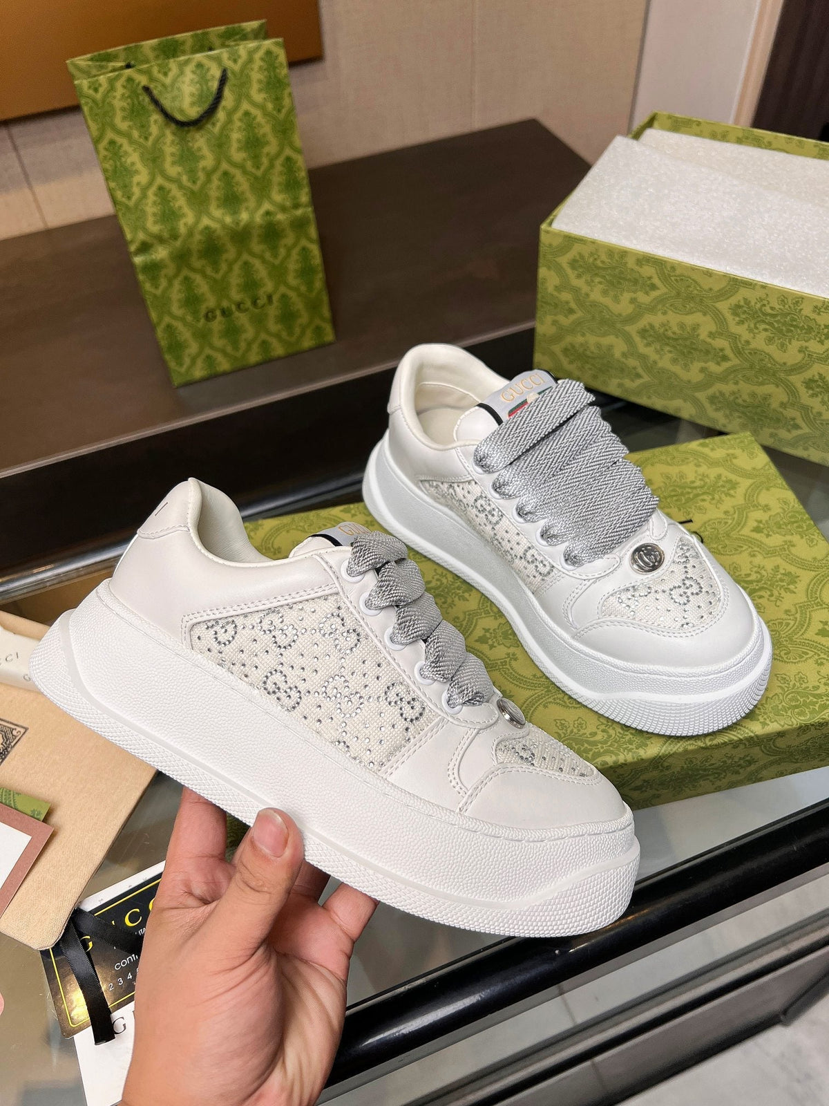 GG Men's Screener Sneaker Cream White Canvas Sheepskin 523603