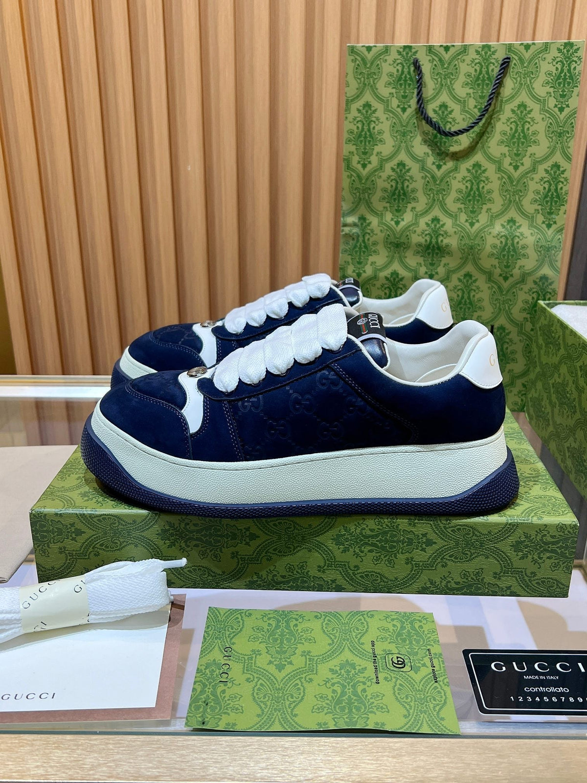 GG Men's Screener Sneaker Blue Canvas Sheepskin 523610