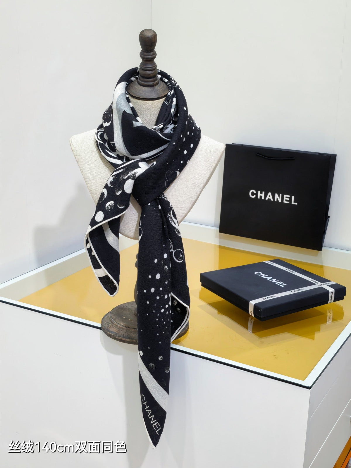 CC 25 Camellia Scarf 140CM Black White Cashmere 293082