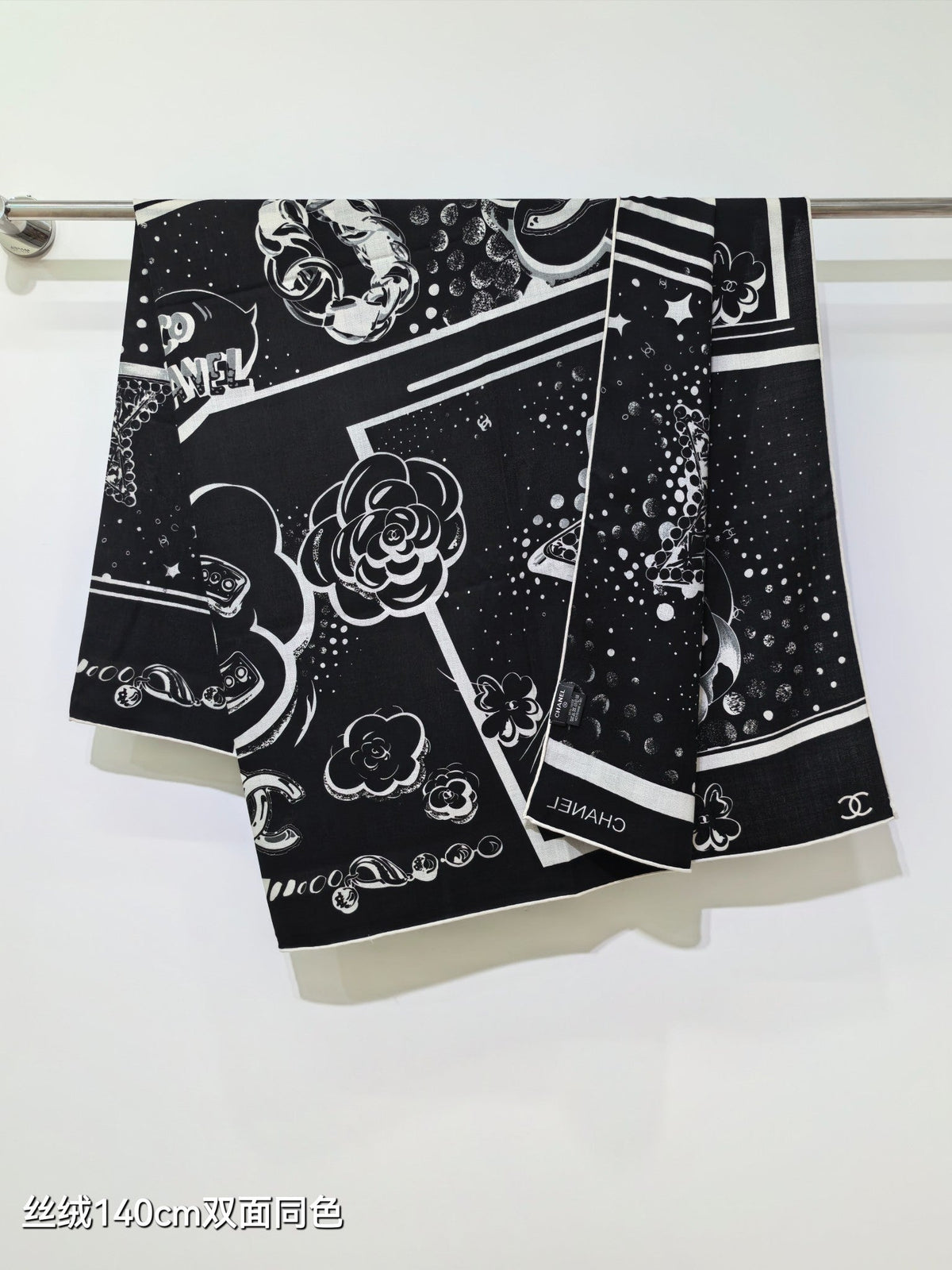 CC 25 Camellia Scarf 140CM Black White Cashmere 293082