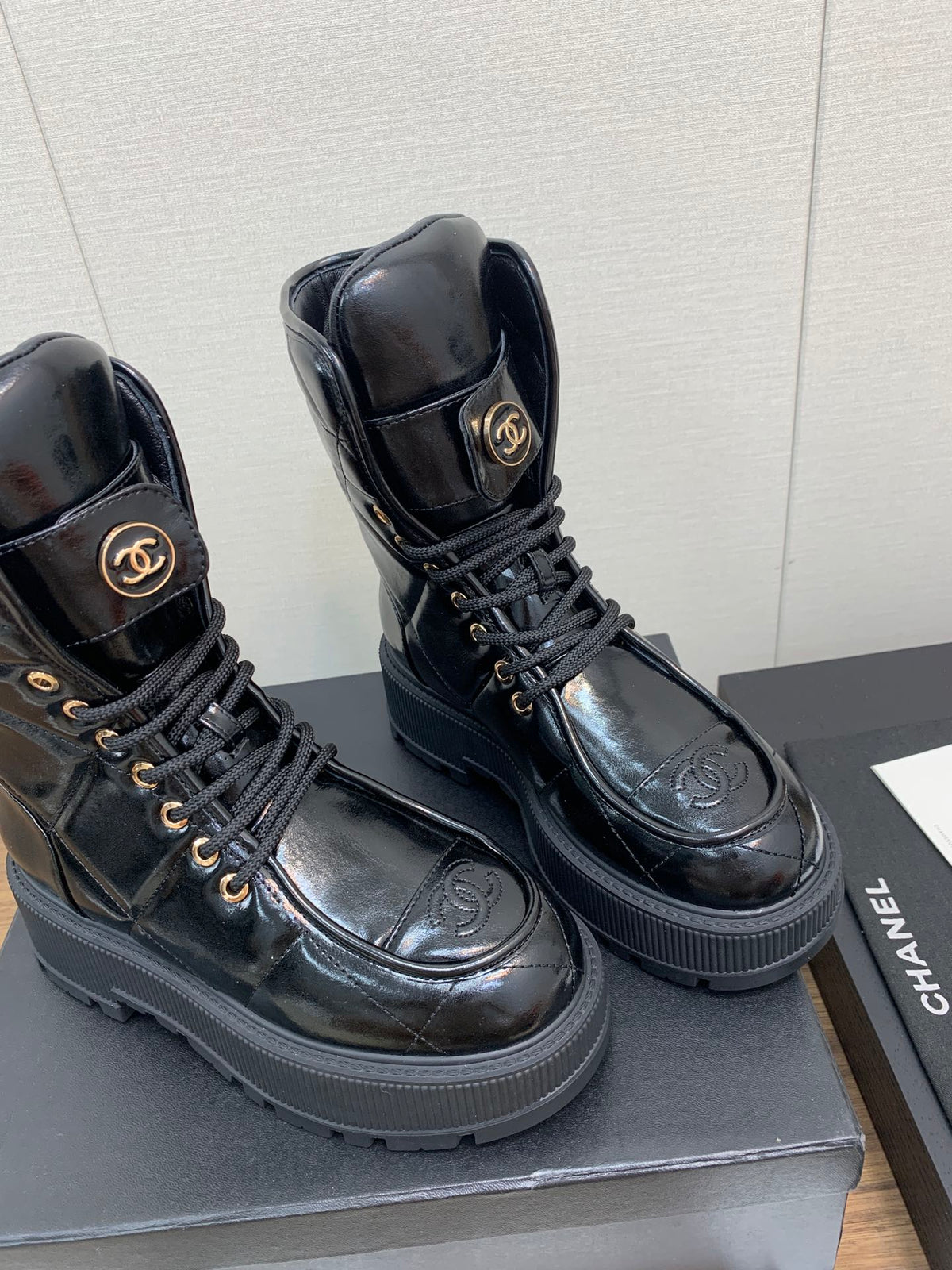 CC Short Boots 30mm Gloosy Black Cowhide