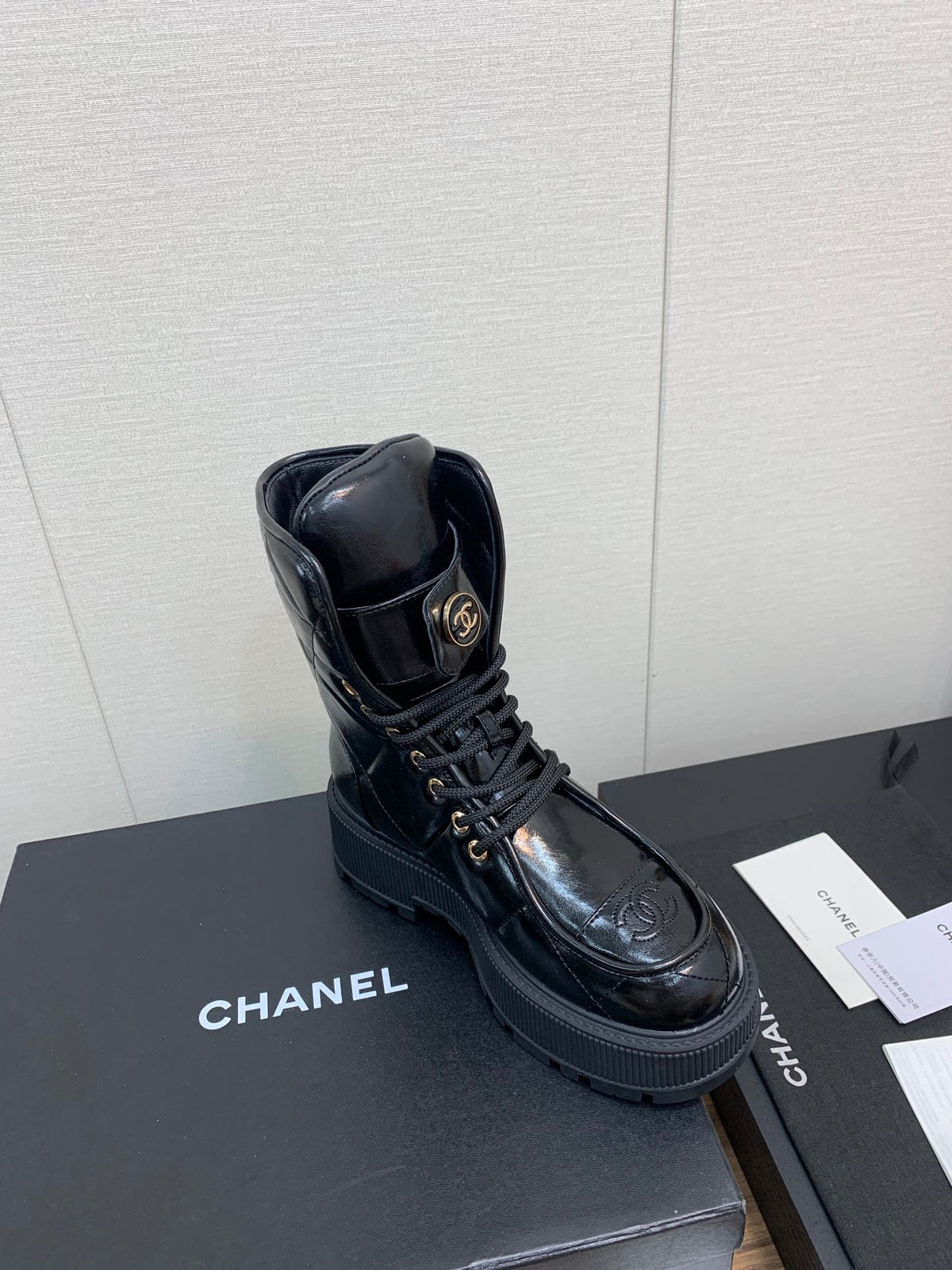 CC Short Boots 30mm Gloosy Black Cowhide