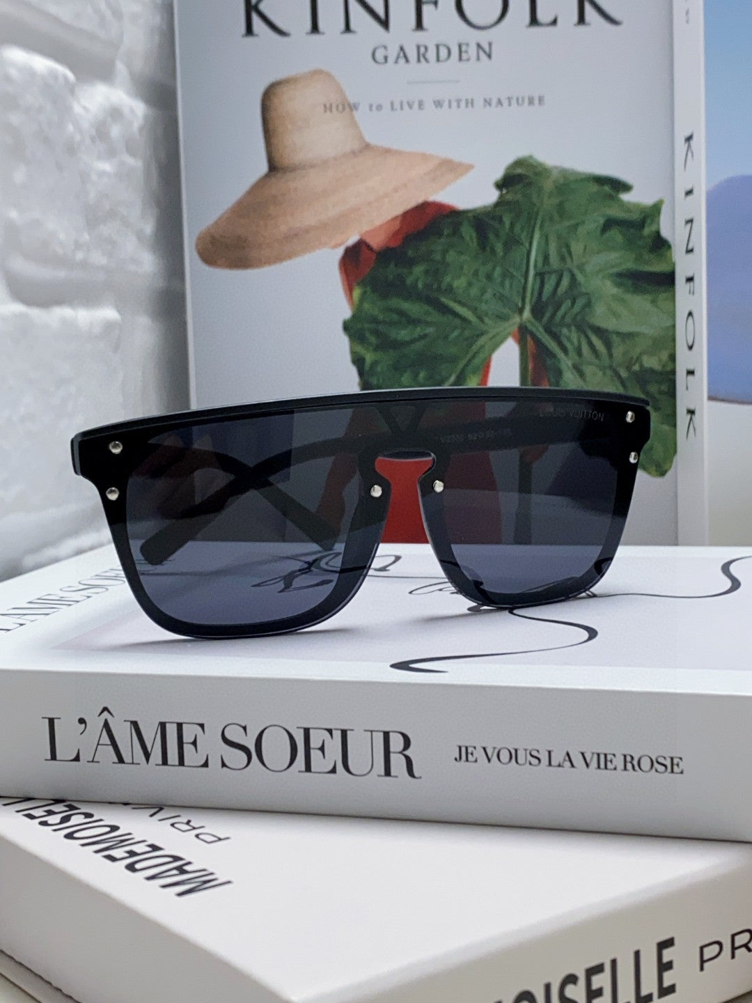 WAIMEA SUNGLASSES 581360 IN BLACK ACETATE