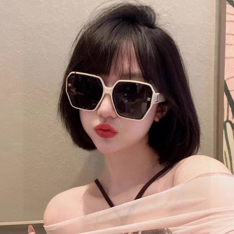 TRIOMPHE SUNGLASSES 548594 IN WHITE ACETATE