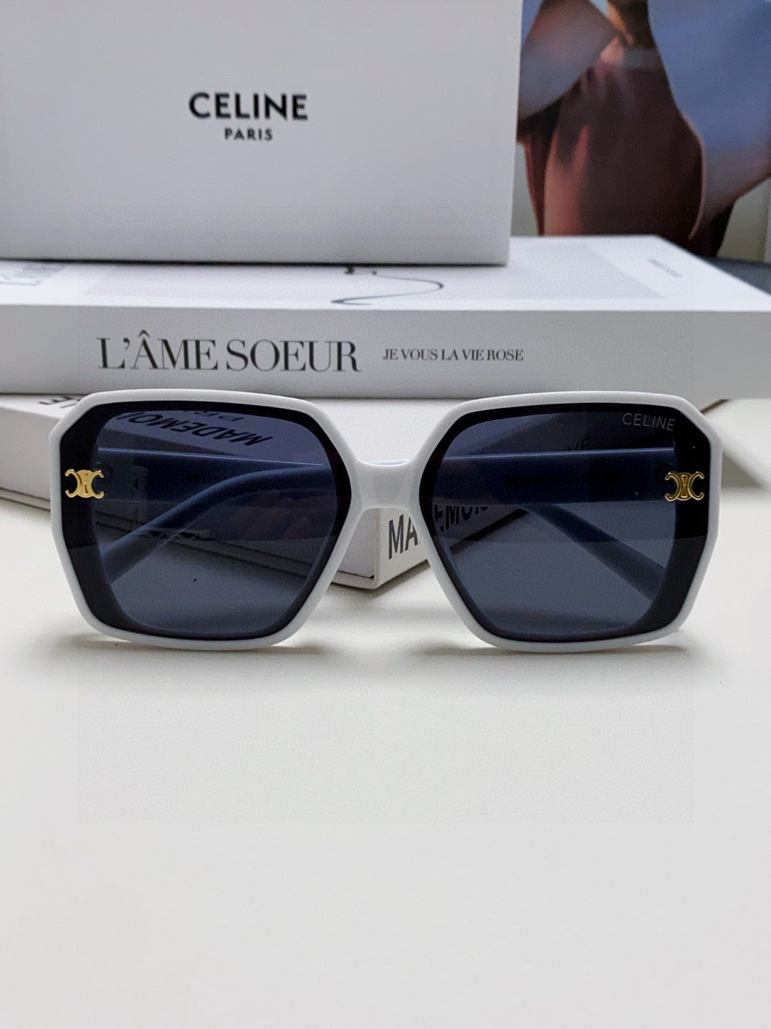 TRIOMPHE SUNGLASSES 548594 IN WHITE ACETATE