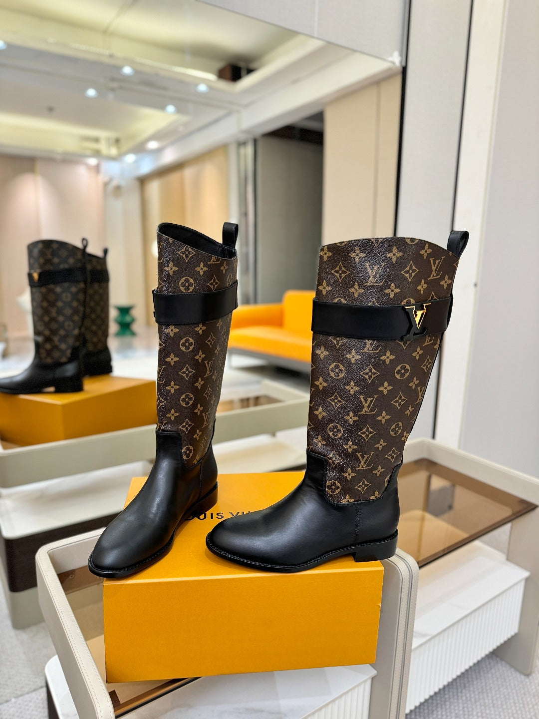LV 25 Metal Buckle Riding Boots Monogram Brown Cowhide 573889