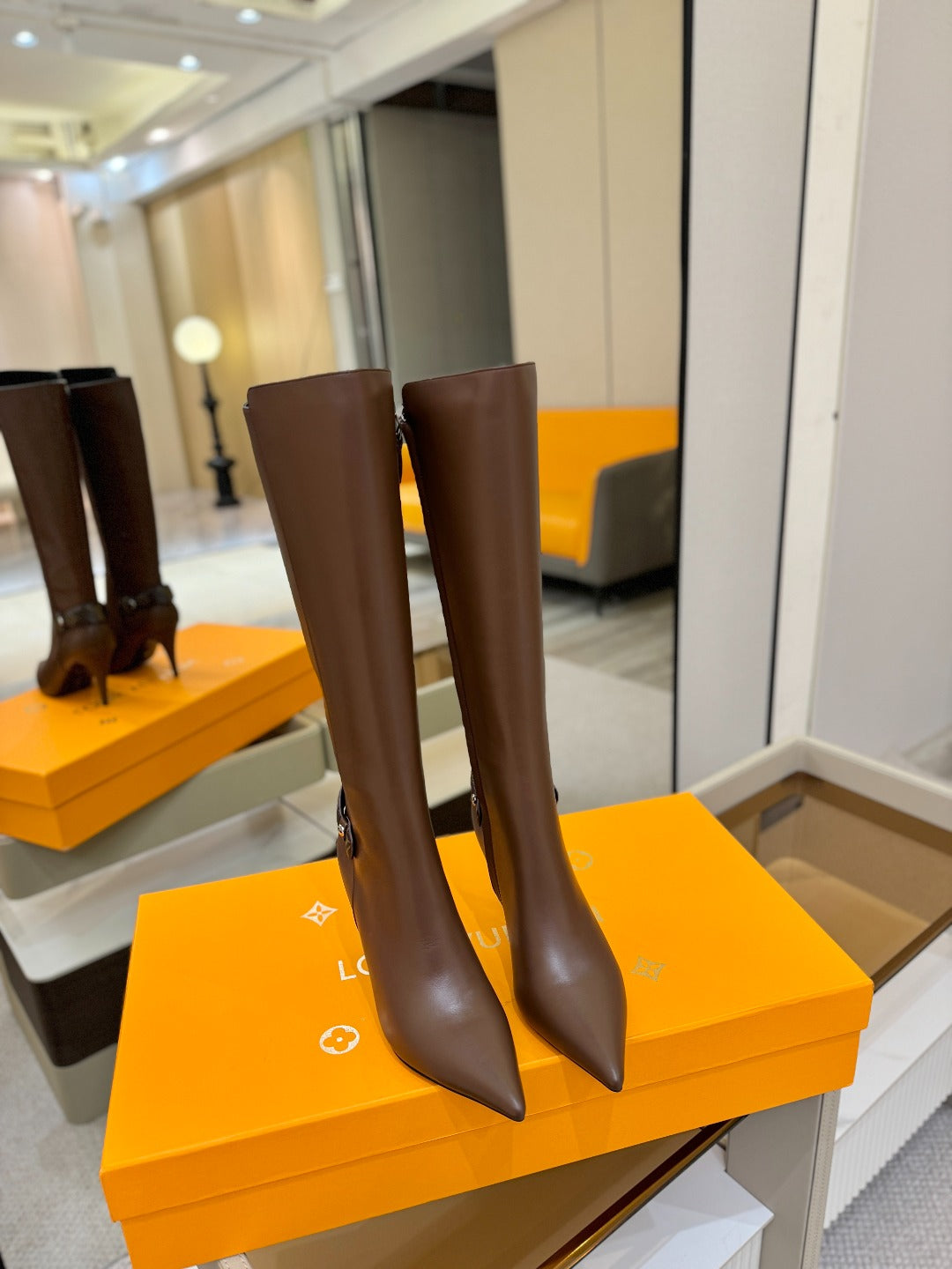 LV 25 Long Boots 90 Brown Calfskin 573876