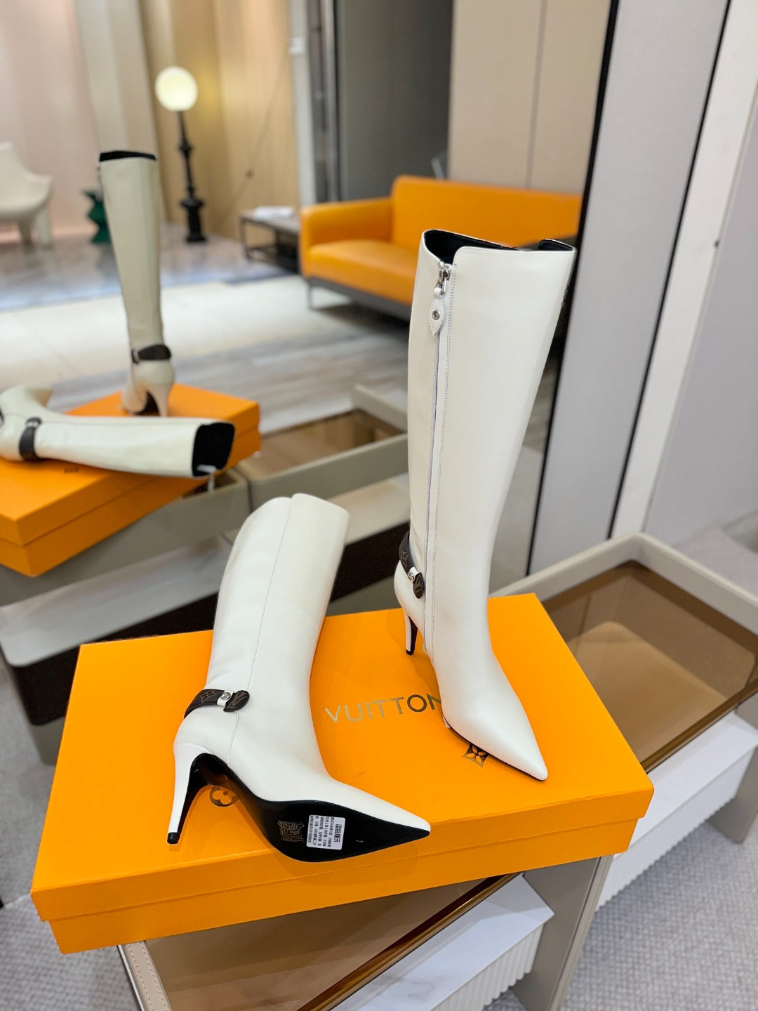 LV 25 Long Boots 90 White Calfskin 573877