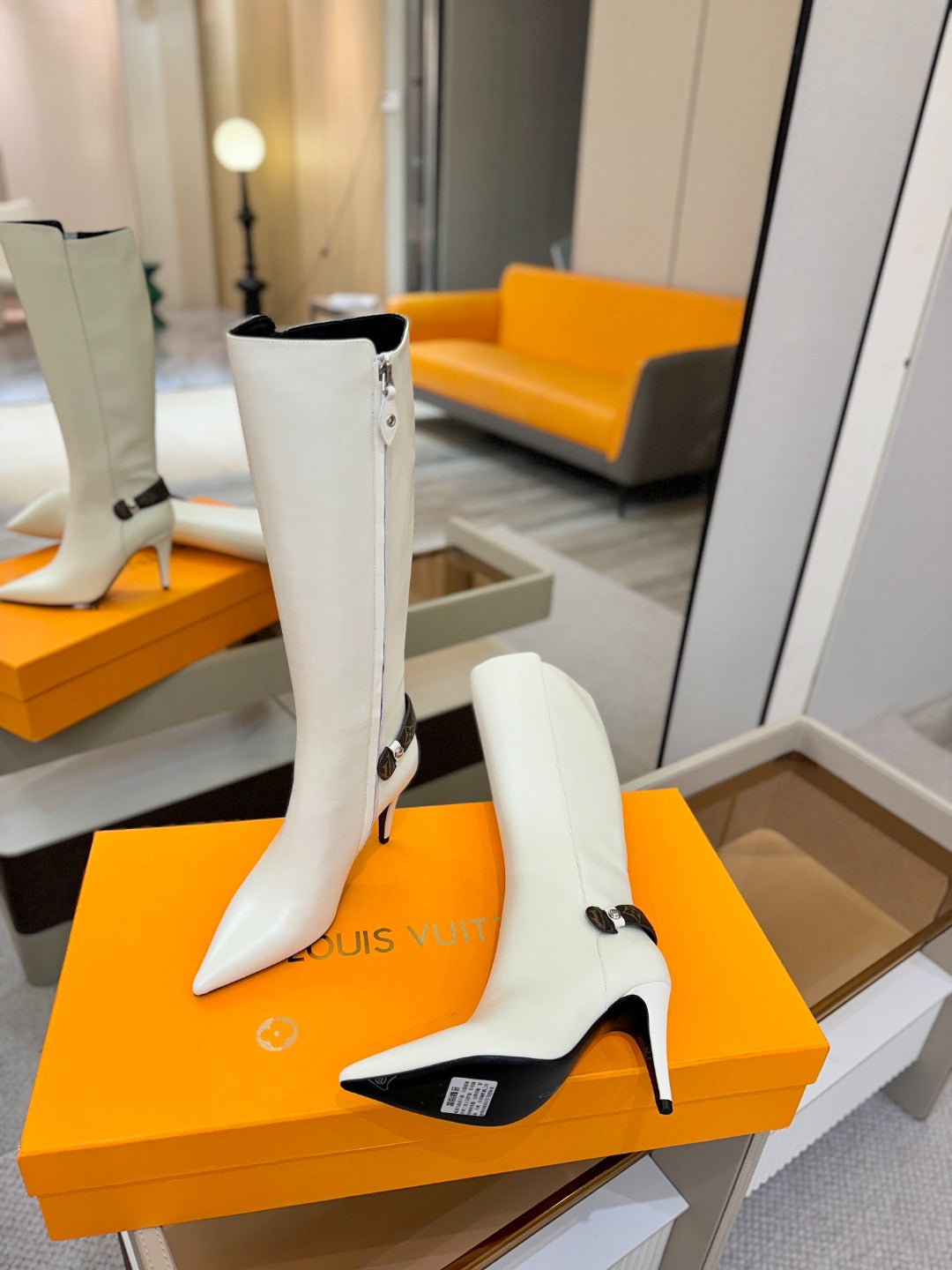 LV 25 Long Boots 90 White Calfskin 573877