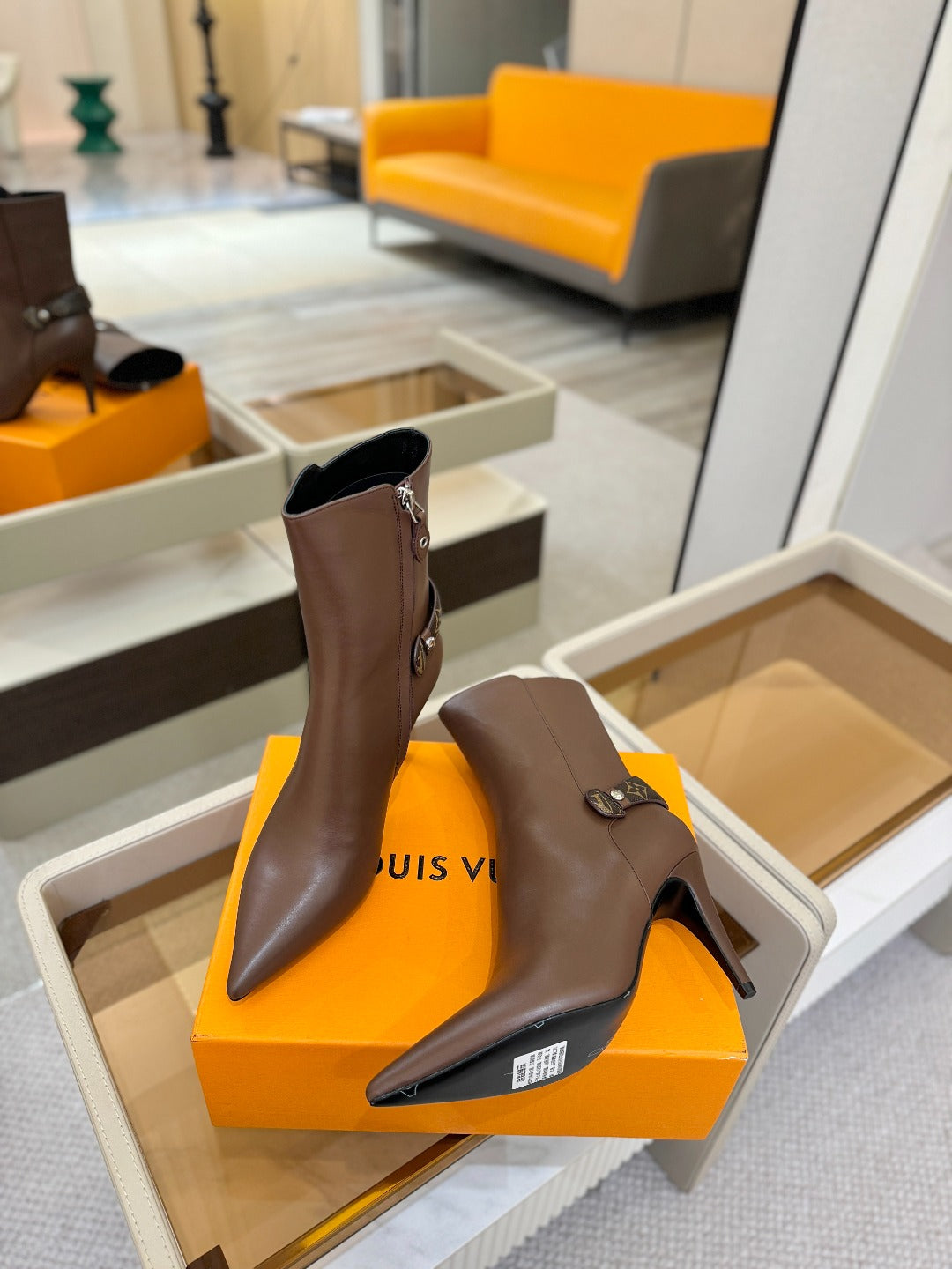 LV 25 Runway Ankle Boots 90 Brown Calfskin 573864
