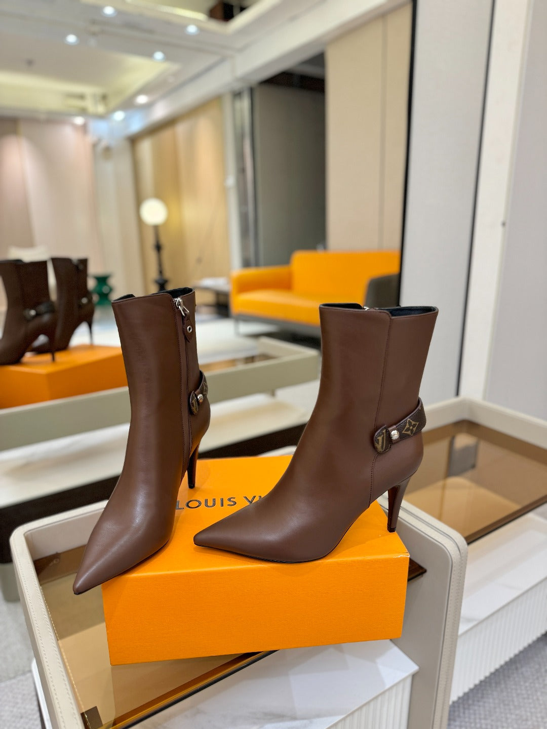 LV 25 Runway Ankle Boots 90 Brown Calfskin 573864