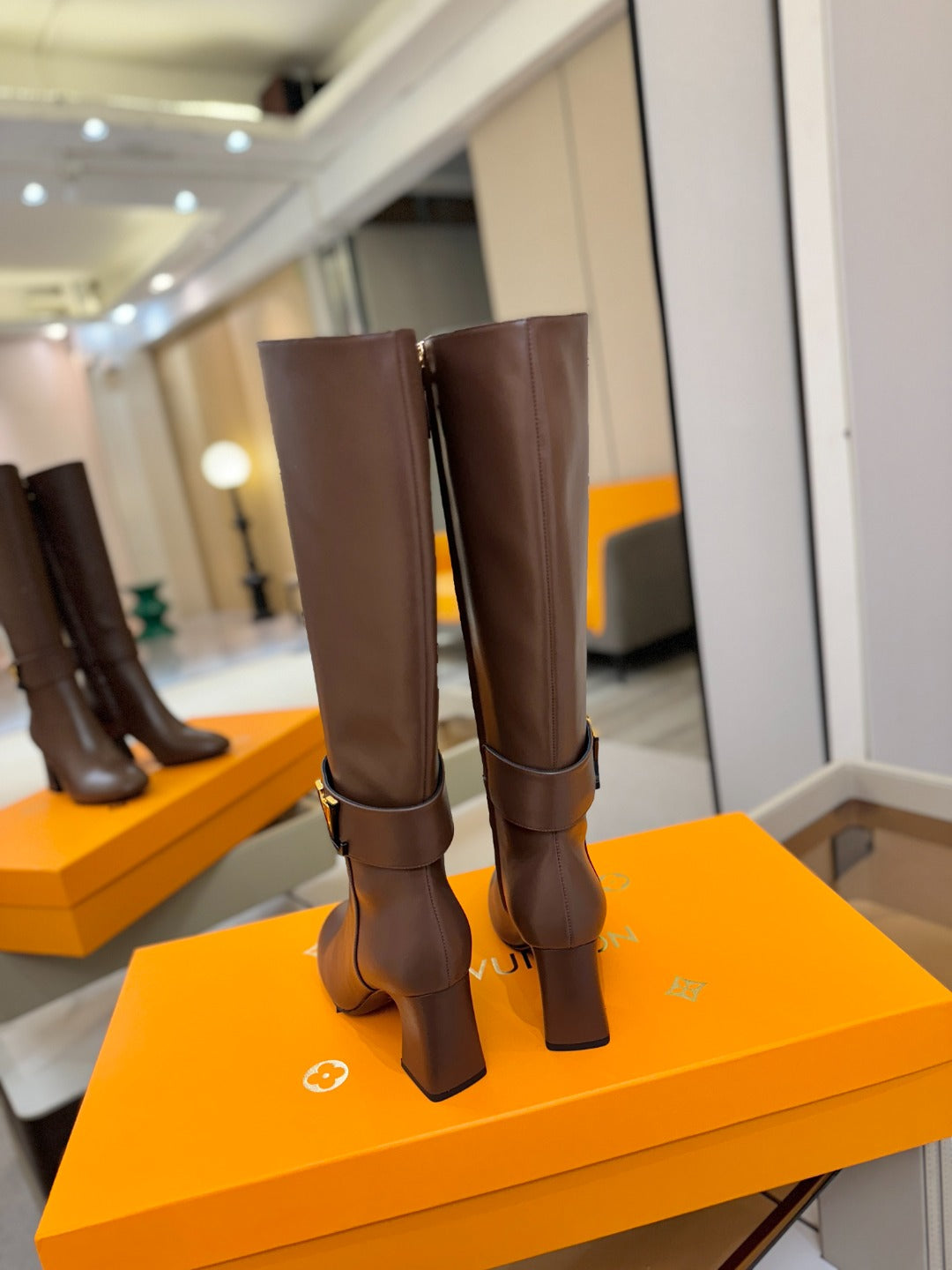 LV 25 Long Boots 75 Brown Sheepskin 573741