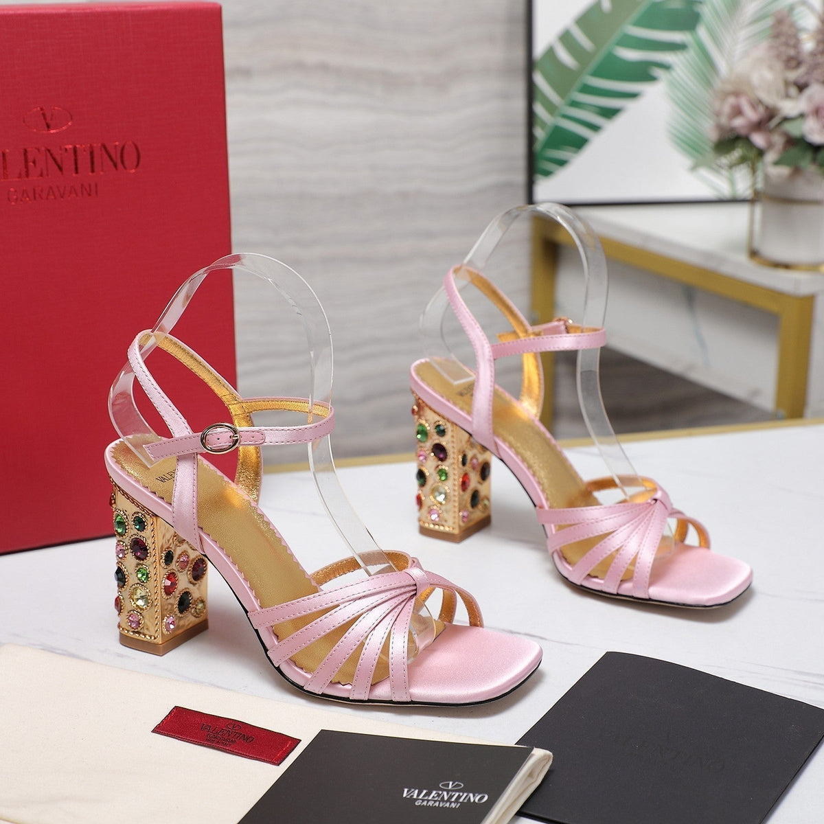 VT 2025 Diamond Heel Sandals Pink Cowhide 289511