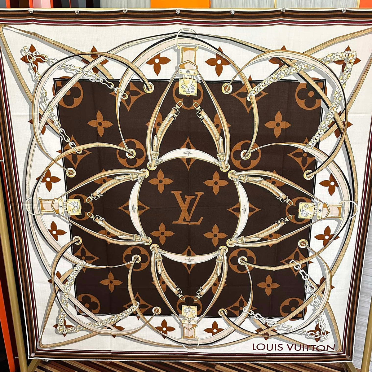 LV Scarf 140cm White Brown Beige Silk Cashmere 968684
