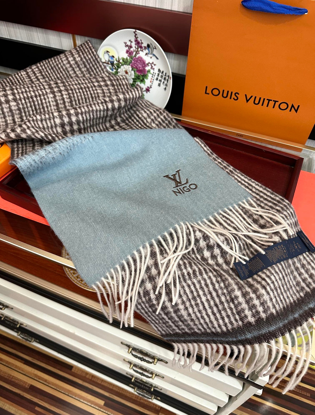 LV Double-Sided Shawl Scarf 200cm Black Light Blue Cashmere 968696