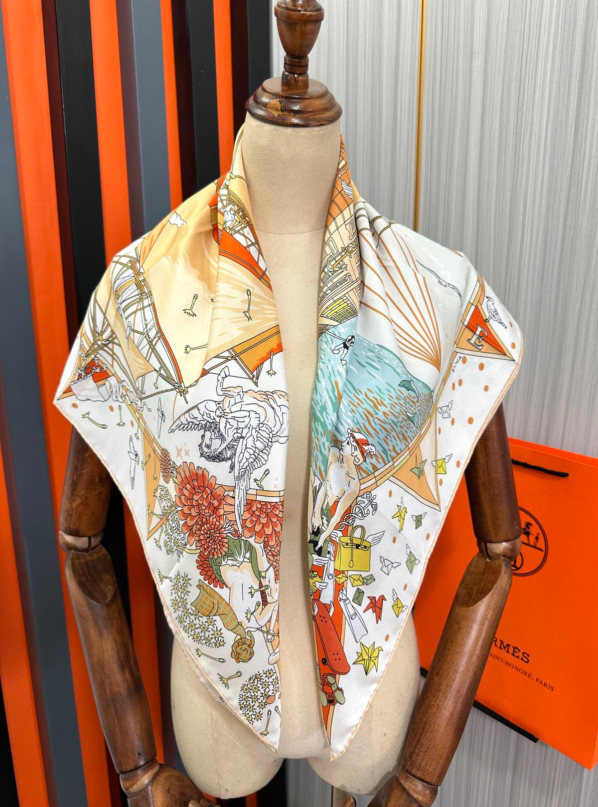 HM 25s Major Scarf 90cm Orange Beige Blue Cashmere 972937