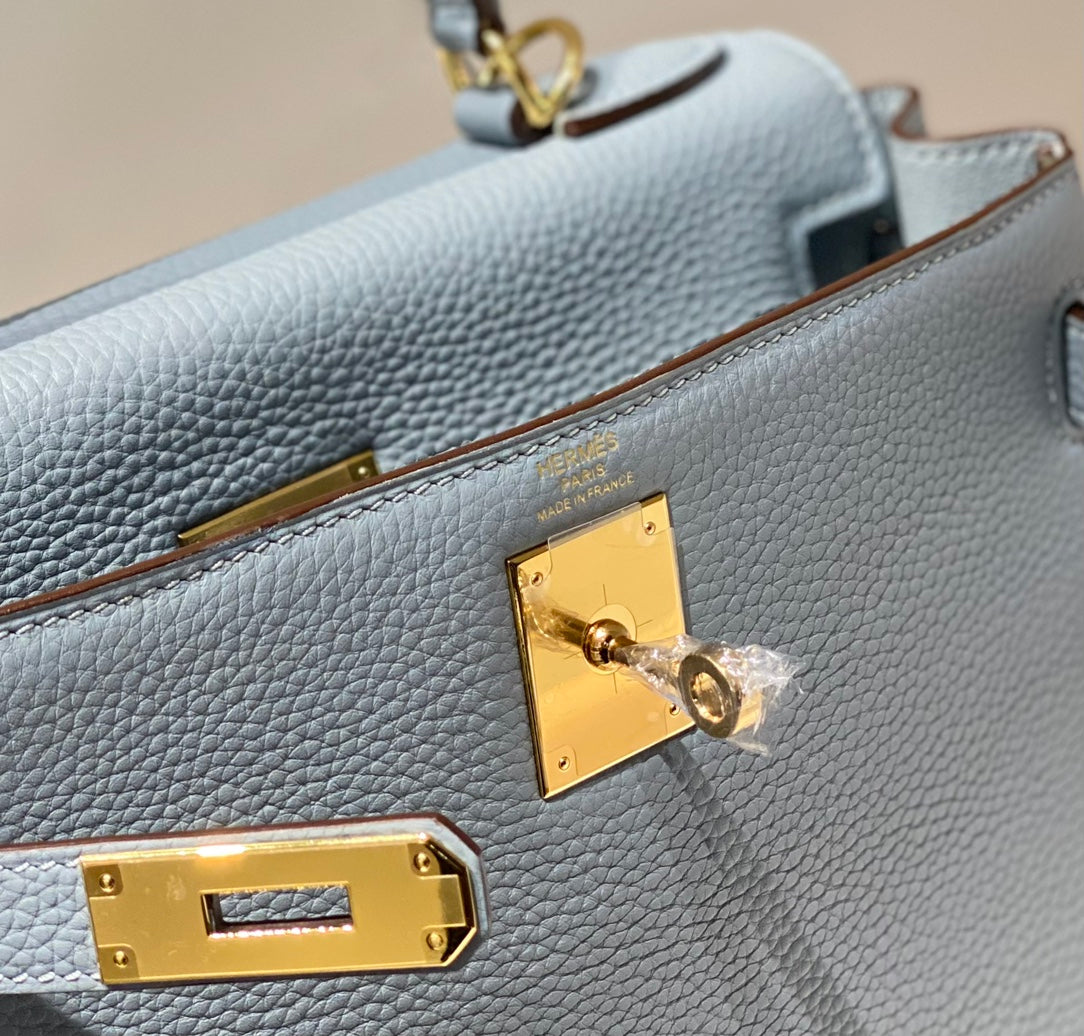 HM KELLY 28CM GREY TOGO GOLD HARDWARE