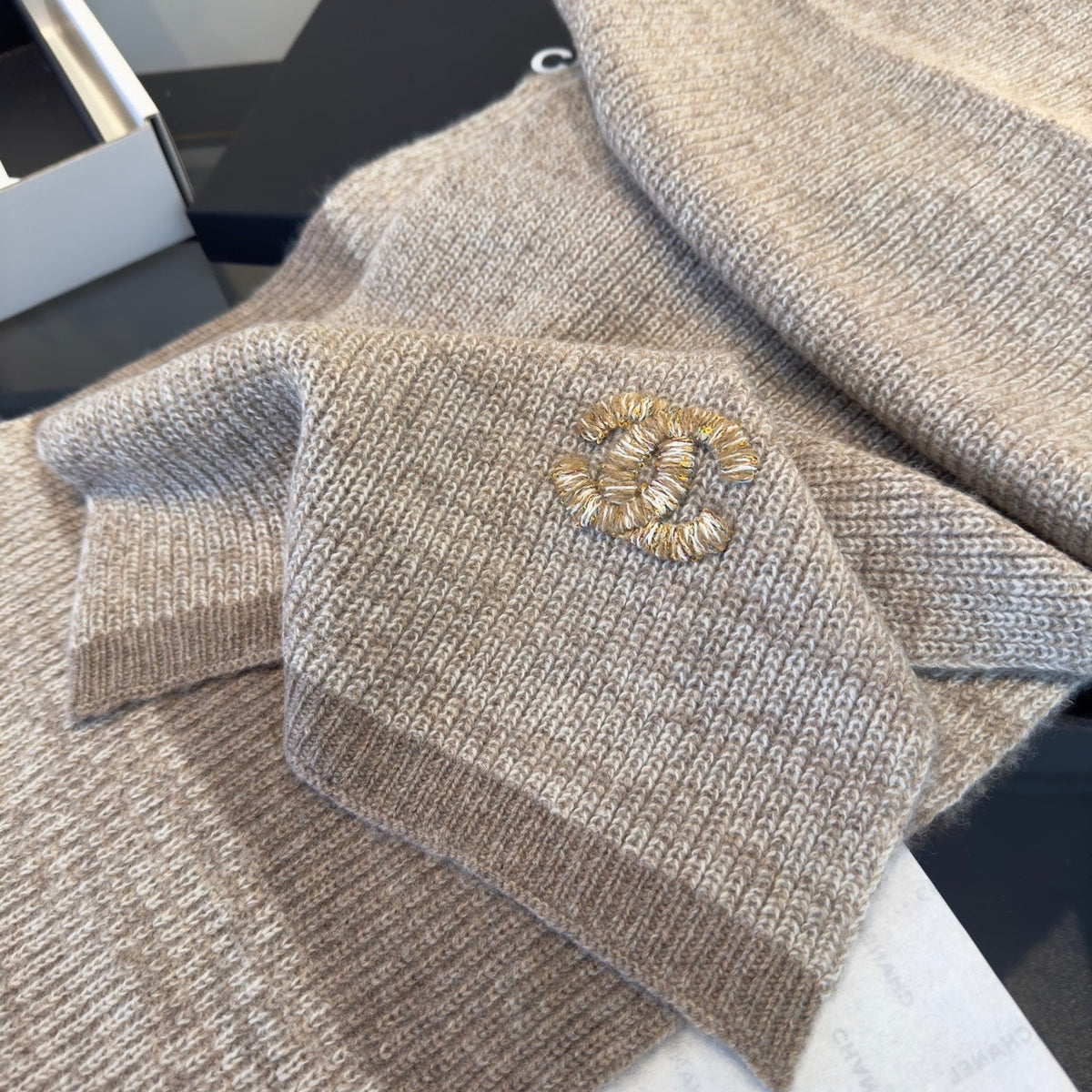 CC 25 Classic Scarf 170cm Light Beige Wool 293468