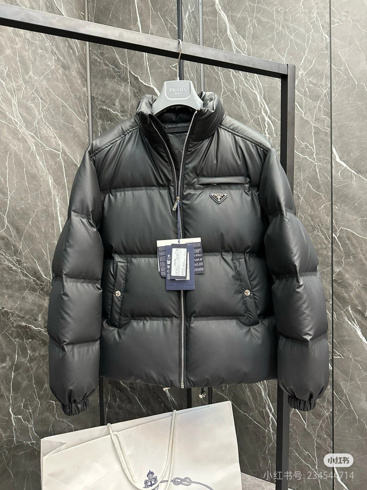 Prada 25 Down Jacket Black And Grey Polyester 291391