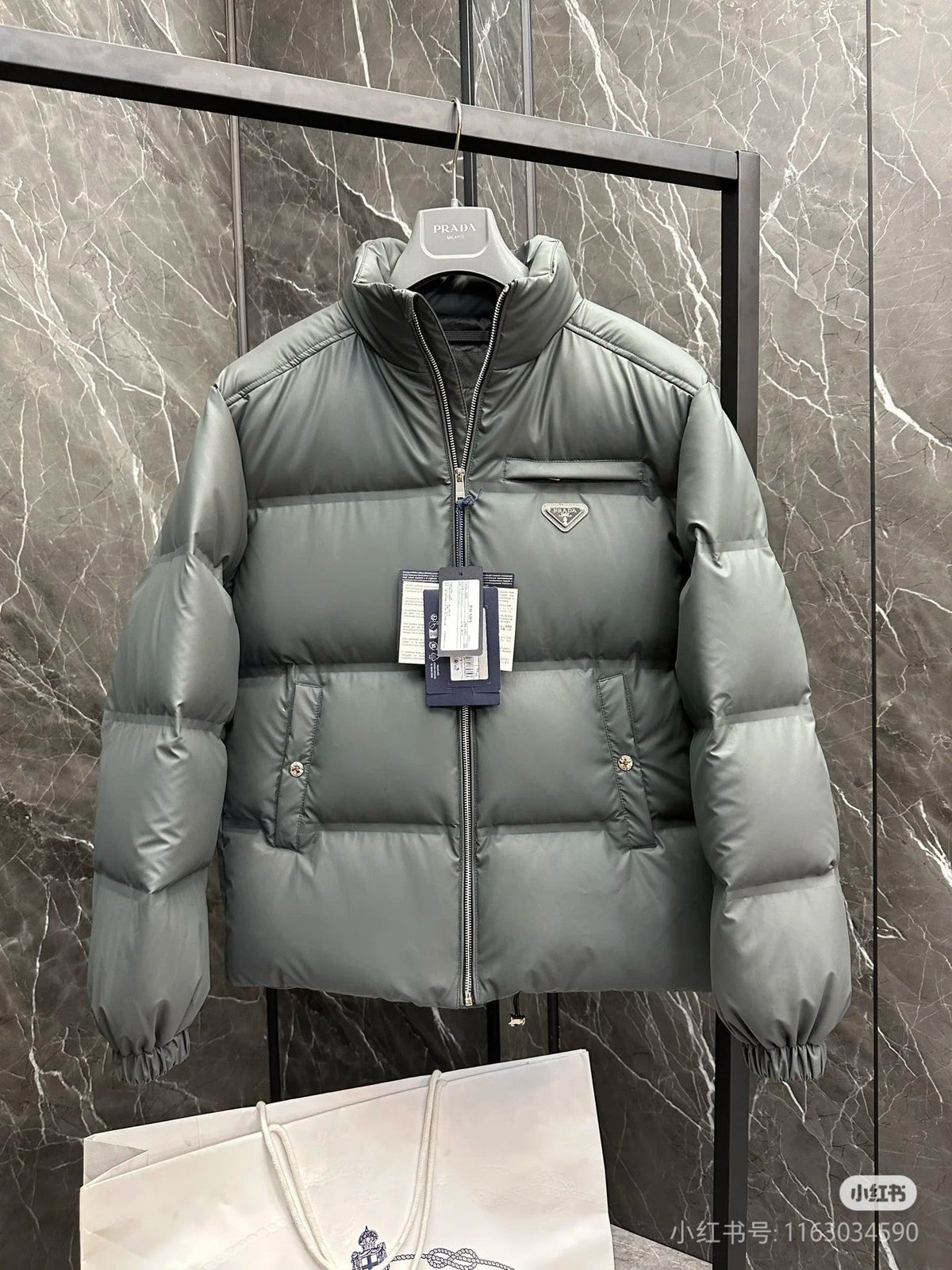 Prada 25 Down Jacket Black And Grey Polyester 291391